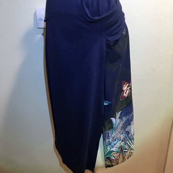Akemi Kin butterfly Henry Top Navy tunic print S - Picture 4 of 8